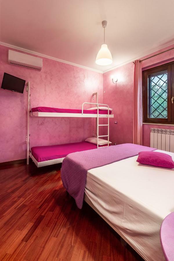 Il Bacio E La Nocciola Bed & Breakfast Labico Dış mekan fotoğraf
